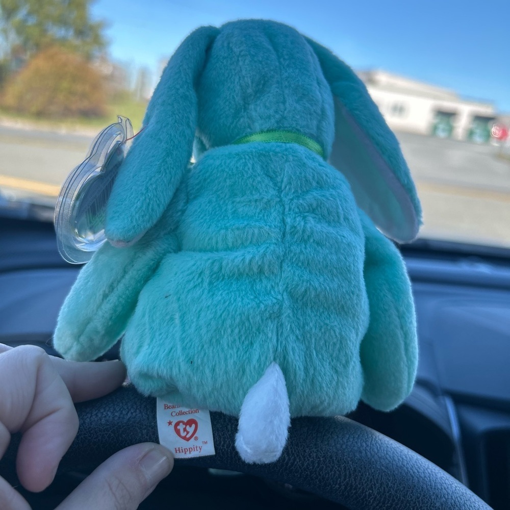 TY Easter Beanie Baby Bunny Hippity 1996 Retired - Picture 3 of 3